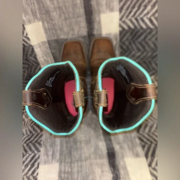 Justin Boots Brown and Teal Boots - Picture 7 of 11